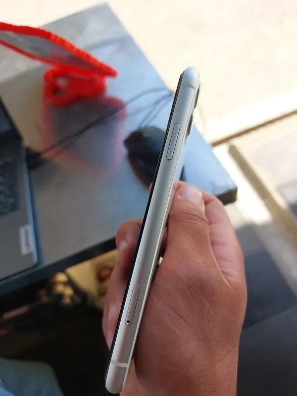 Iphone 11 sotiladi 4 Iphone 11 sotiladi 4