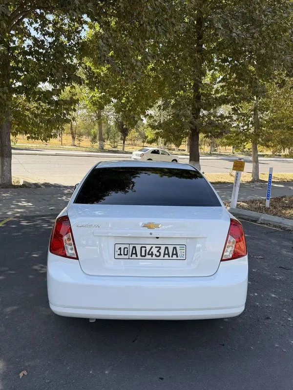Chevralet Gentra 5 Chevralet Gentra 5
