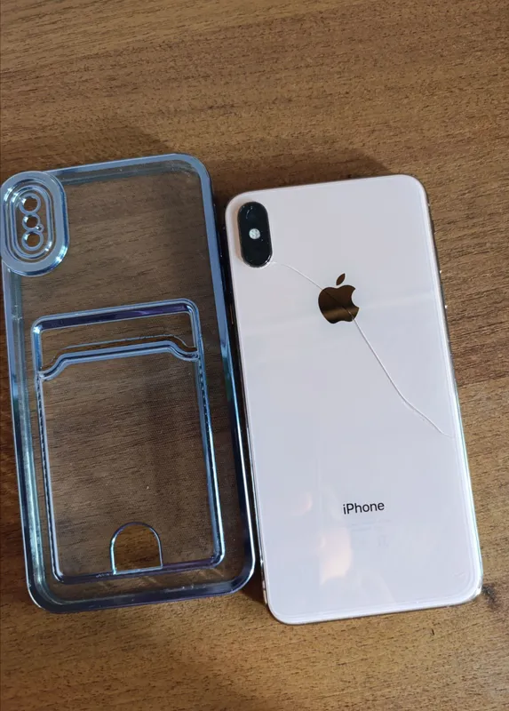 iPhone XS Max iCloud lock — фото 1