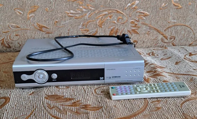 Тюнер - DVD recorder - магнитофон — фото 1