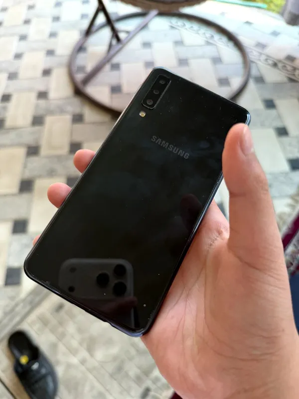 Samsung Galaxy A7 — фото 1