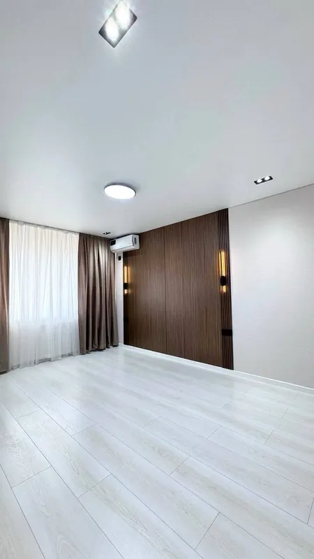 Mirzo Ulug‘bek tumanida 70 m² maydonli 3 xonali kvartira sotiladi 8