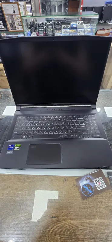 MSI Creator M16 B13VF — фото 1