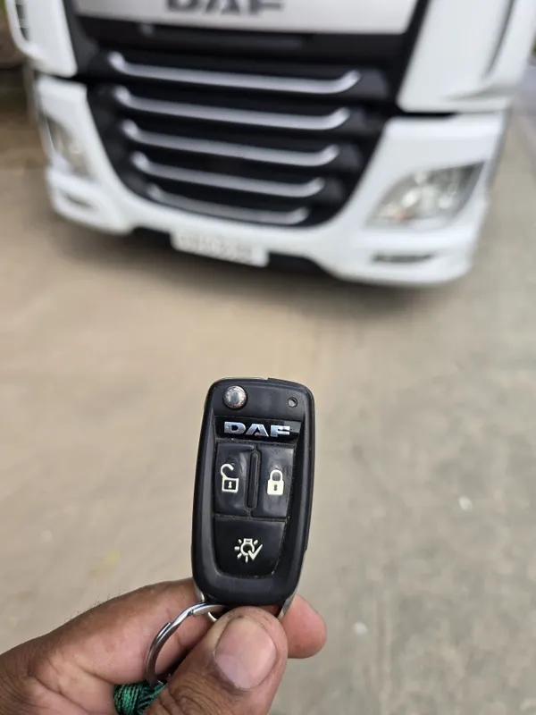 DAF XF 106 460 Стандарт 2017год + Кроне 2015год сотилади Ургенчда 1 DAF XF 106 460 Стандарт 2017год + Кроне 2015год сотилади Ургенчда 1