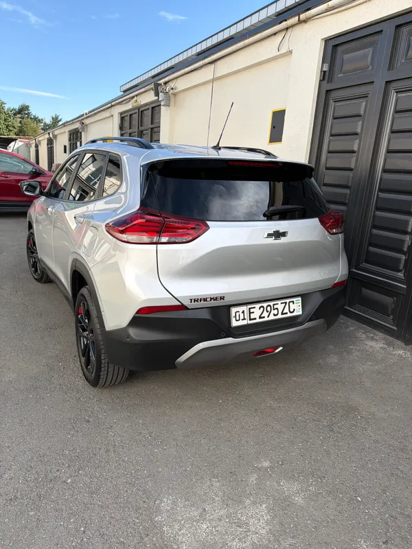Chevrolet tracker 2 red line 2025 год 4 Chevrolet tracker 2 red line 2025 год 4