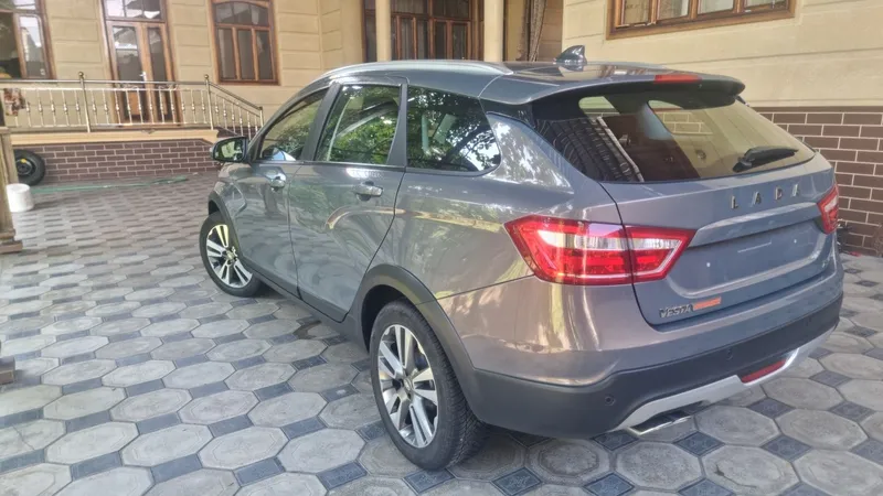 Lada vesta sw cross enjoy pro — фото 3