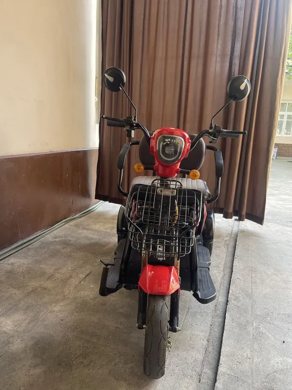 Skuter moto motoskuter