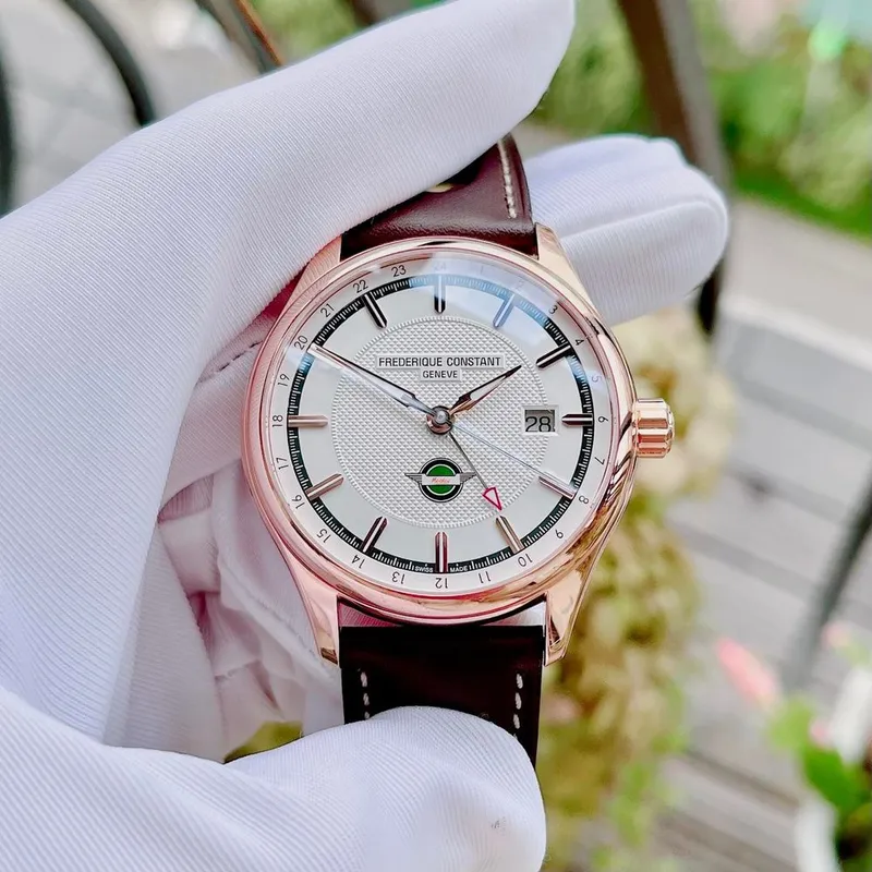 Швейцарские часы FREDERIQUE CONSTANT Vintage Rally Healey GMT — фото 1