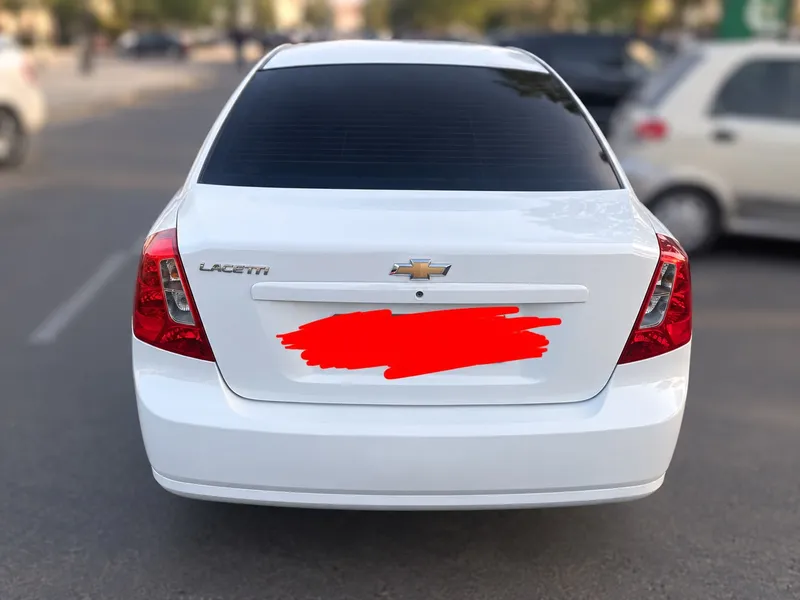 chevrolet gentra 2