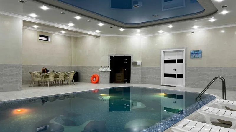 basseyn va sauna