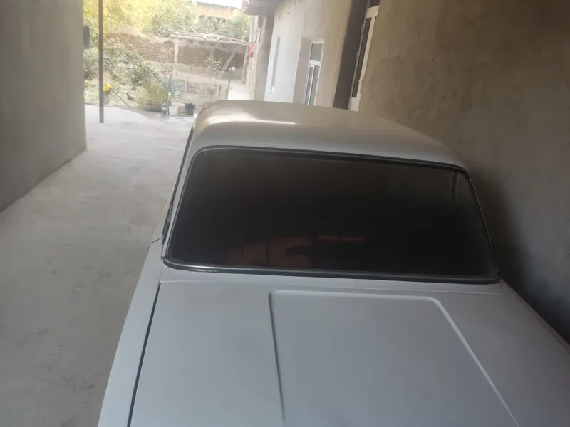 lada vaz 21011 mashina