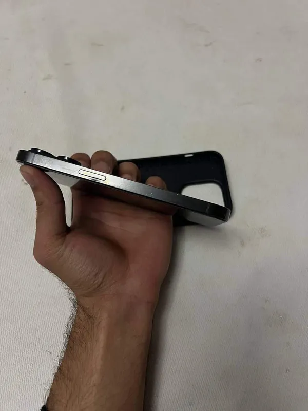Iphone 14 pro GB 256 80% karpka  narxi 400% 5