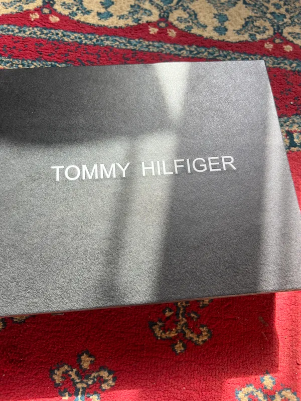 Tommy Hilfiger sumka — фото 2