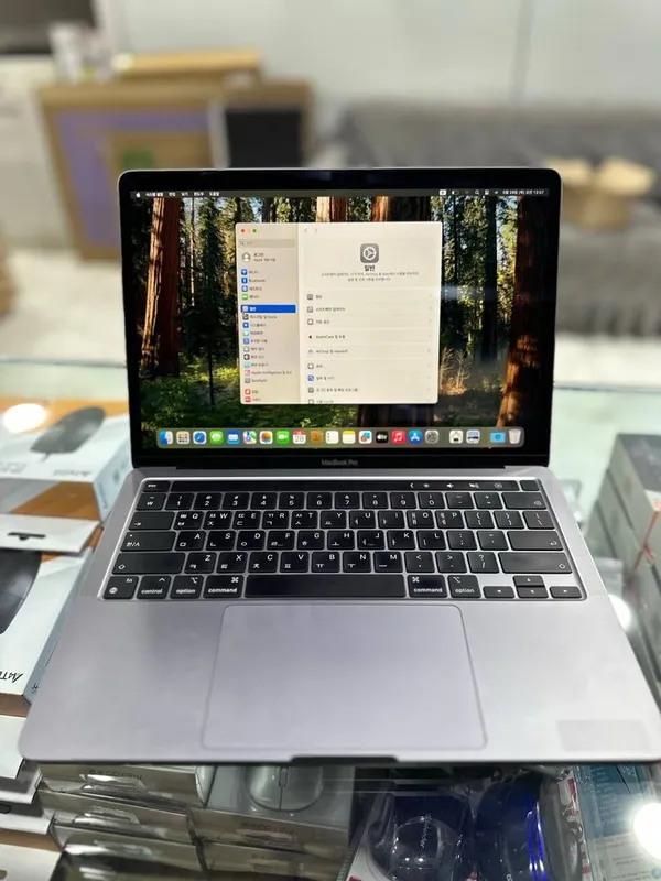 Macbook pro M2 13 — фото 1