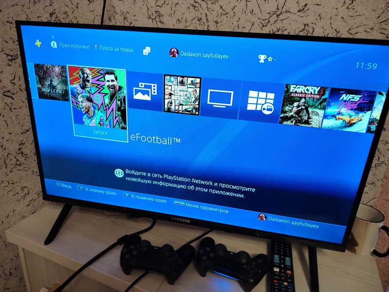 PS4 Slim 1 TB xotira 2 ta joystick Holati yaxshi Barch — фото 1