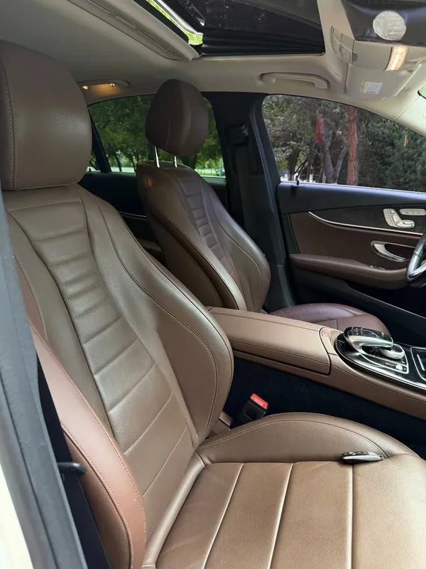 Mercedes-Benz W213 E200 2