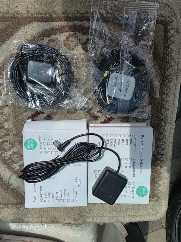 Avto uchun GPS antennalari Avto uchun GPS antennalari
