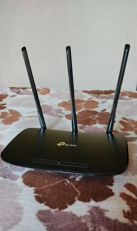 Продается Wi-fi роутер tp link N450