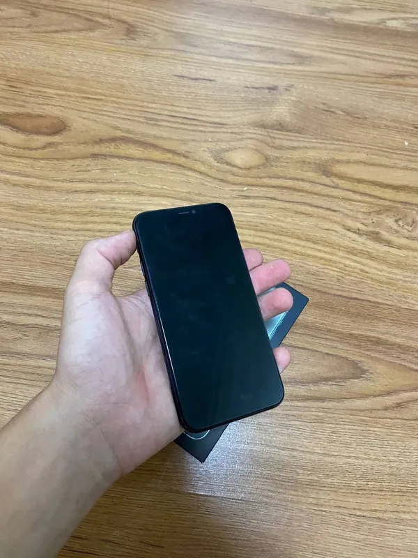 iPhone 11 Pro коробка документы 3