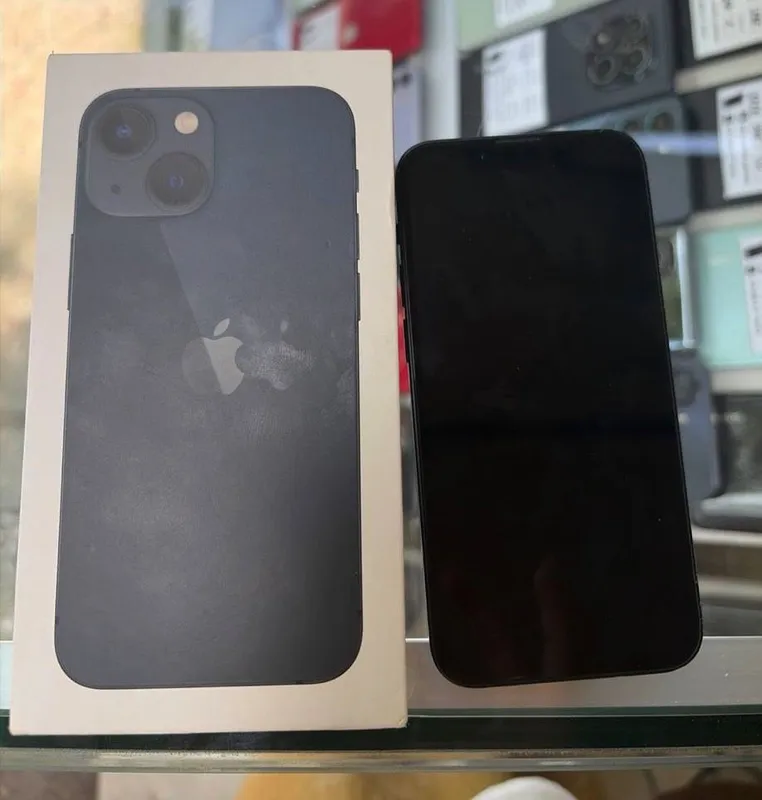 Iphone 13 mini Midnight 128gb — фото 1