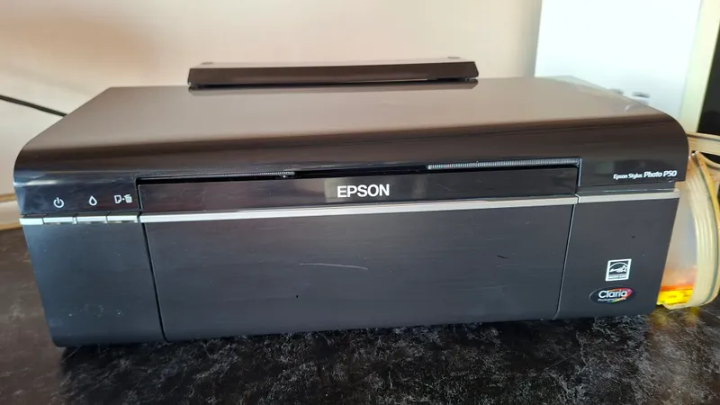Epson P50 сотилади. Холати яхши.
