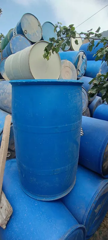 Plastmassa va Temir Bochkalar Sotiladi 3