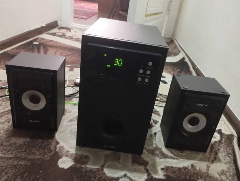 Колонка. Продаётся модель A 555U 1 Колонка. Продаётся модель A 555U 1