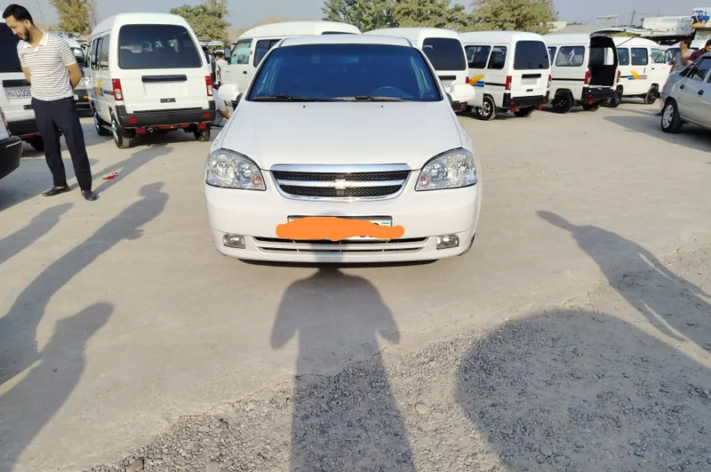Продаётся Lacetti 1.8 4 Продаётся Lacetti 1.8 4