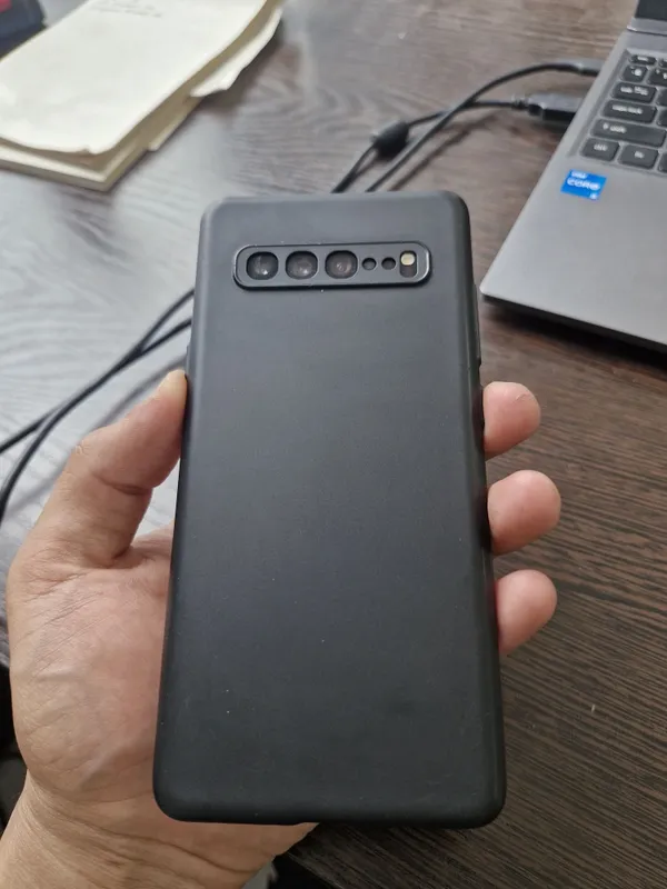 Samsung Galaxy S10 5G 512GB sotiladi • Model: Samsung Galaxy S10 5G • — фото 5