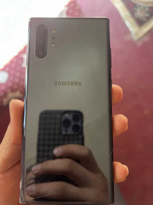 Samsung not 10 sotiladi — фото 1