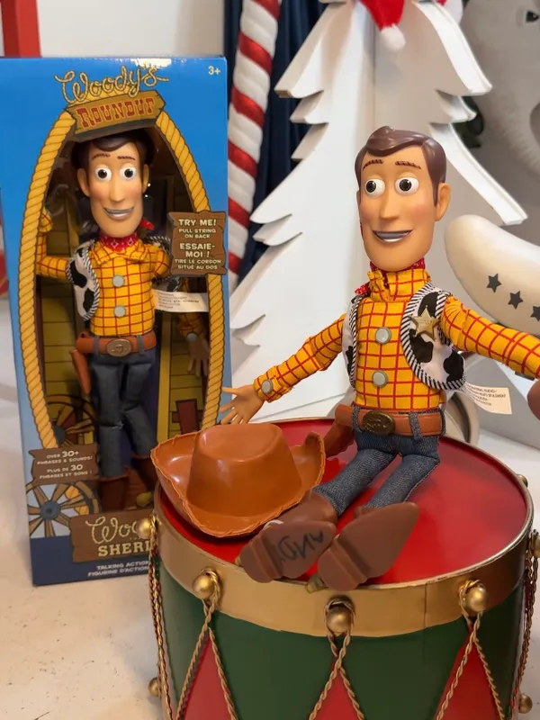 Вуди персонаж от toystory