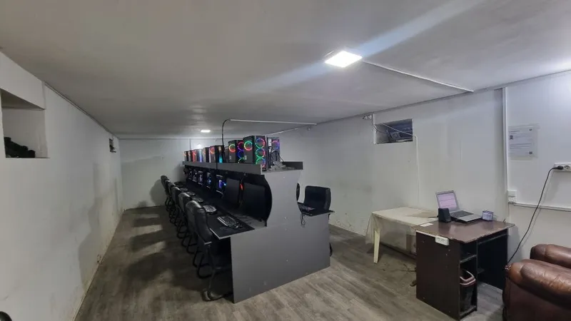 "Tayyor ishlayotgan kompyuter klub sotiladi | 10 ta gaming PC | Daroma 5
