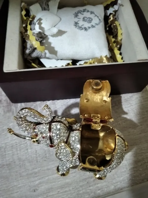 Продам вещи куртки размеры на 2/3/4 годика — фото 2