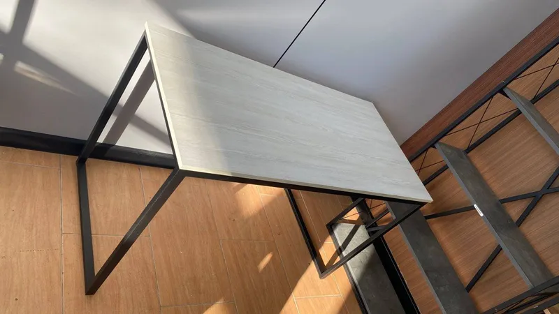 LOFT STOL