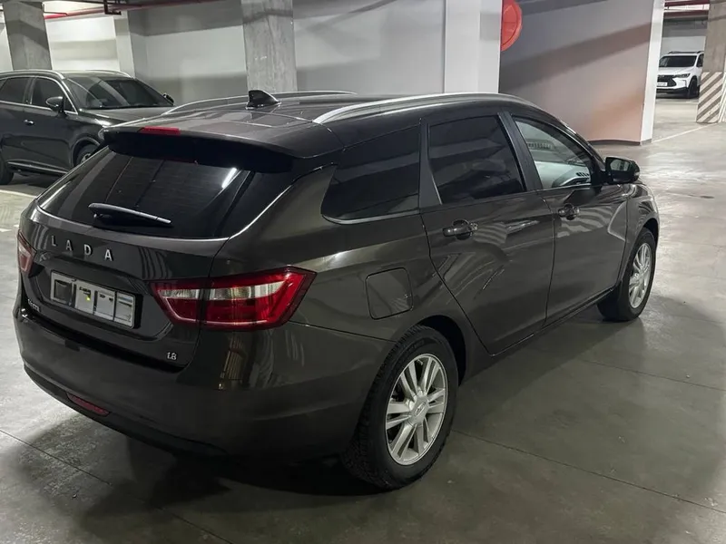 LADA Vesta SW идеальный семейный универсал Состояние сел и поехал 3 LADA Vesta SW идеальный семейный универсал Состояние сел и поехал 3