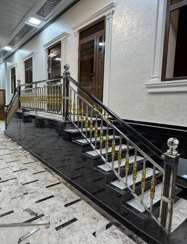 Перила из нержавейки Навесы с лексаном стекло 6 Перила из нержавейки Навесы с лексаном стекло 6