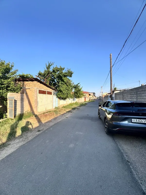 Qibray naberejniy eski Vin zavod ko'chasi 3-sotok fasad:10-metr yer 2
