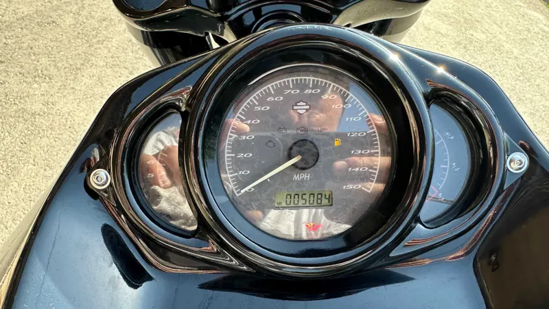 Продаётся Harley Davidson Night Road Custom в отличном состоянии — фото 5