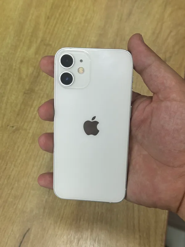 iphone 12 mini 128 GB white srochna sotladi