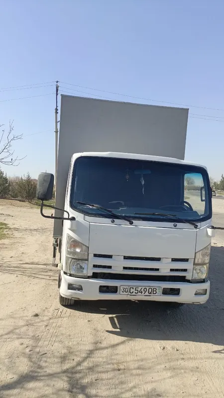 Egasini nomeri pastda yozilgan uqib keyin telefon qilila