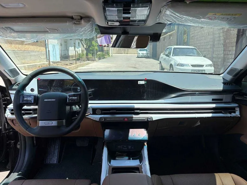 Hyundai Grandeur 2026 Full Black Piano 2 Hyundai Grandeur 2026 Full Black Piano 2