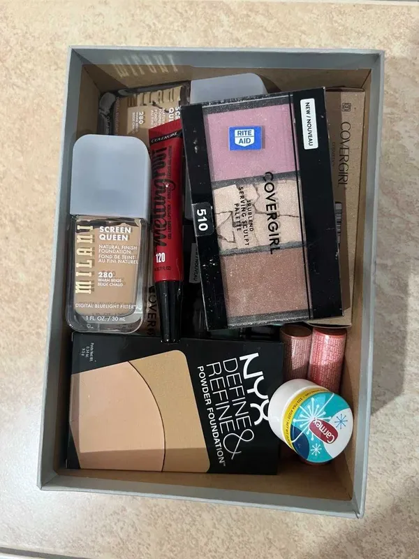 Бьюти-бокс американской косметики (NYX, Milani, Covergirl, Wet n Wild) — фото 1