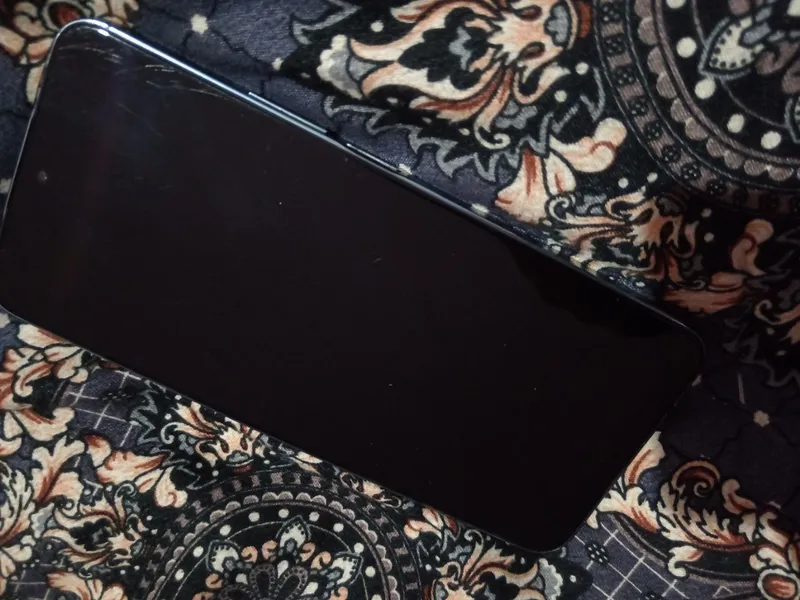 telefon xonar x8A narhi 1mln kami bor karobka yoq. — фото 3