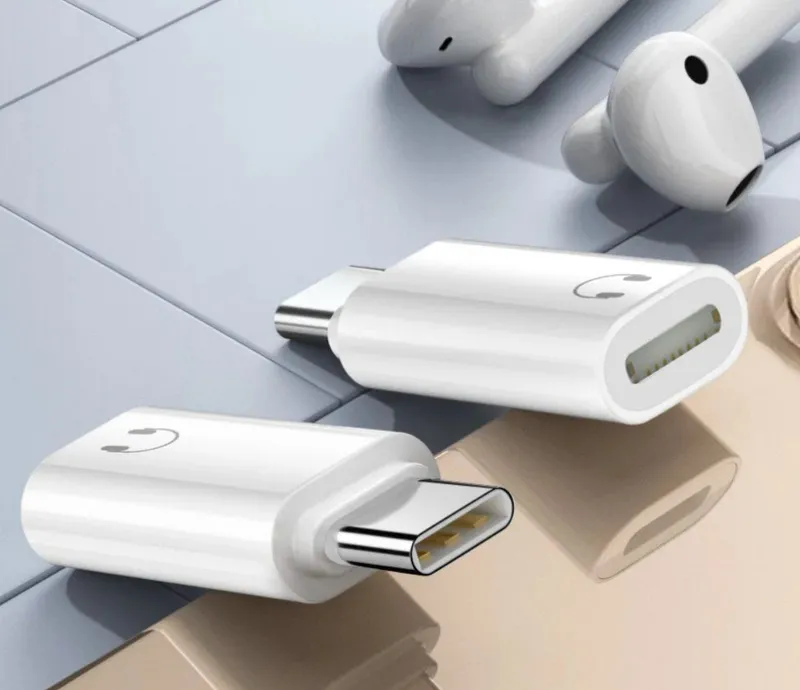 Адаптер для наушников Apple (Lightning, USB-C)
