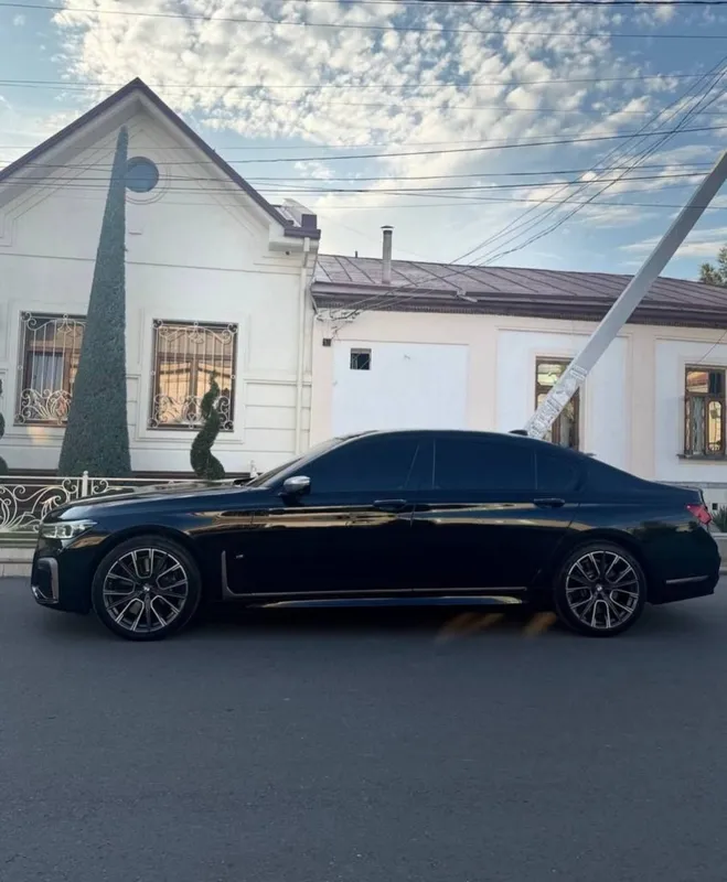 Насия. савдога. берилади. BMW 740I FULL — фото 2
