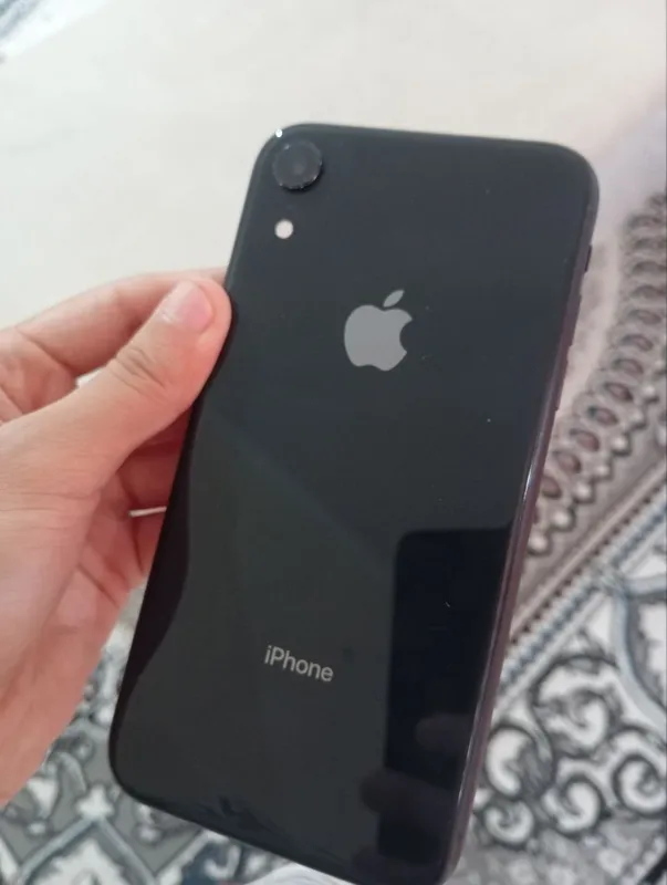 iPhone XR 64 ГБ, ёмкость аккумулятора 86% 2 iPhone XR 64 ГБ, ёмкость аккумулятора 86% 2