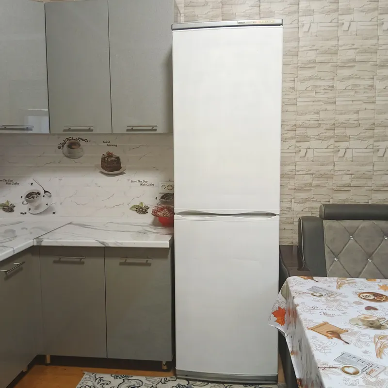 Muzlatgich sotiladi ikki kamerali holati yaxshi 1 Muzlatgich sotiladi ikki kamerali holati yaxshi 1