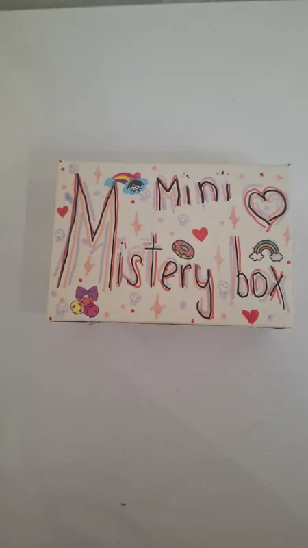 Это неизвестный Mistery box mini. 1