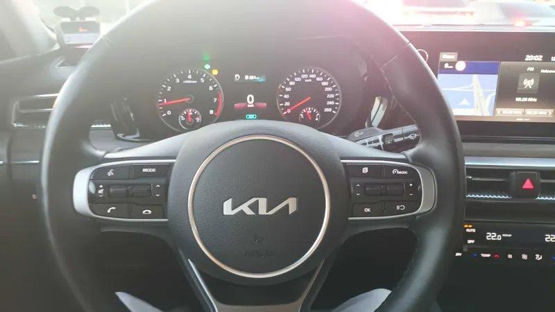 KIA K5 Special prestige 23/24 sotiladi — фото 7