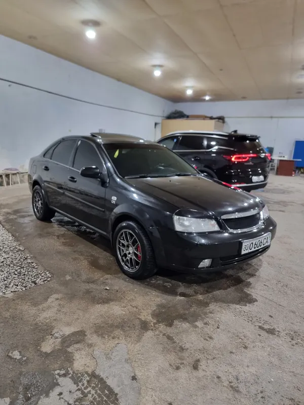 Sotiladi Lacetti 1.8 AT 2